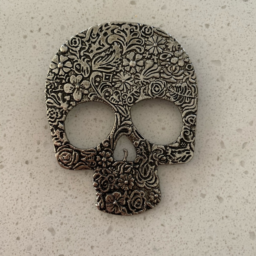 Floral Engraved Skull Pendant